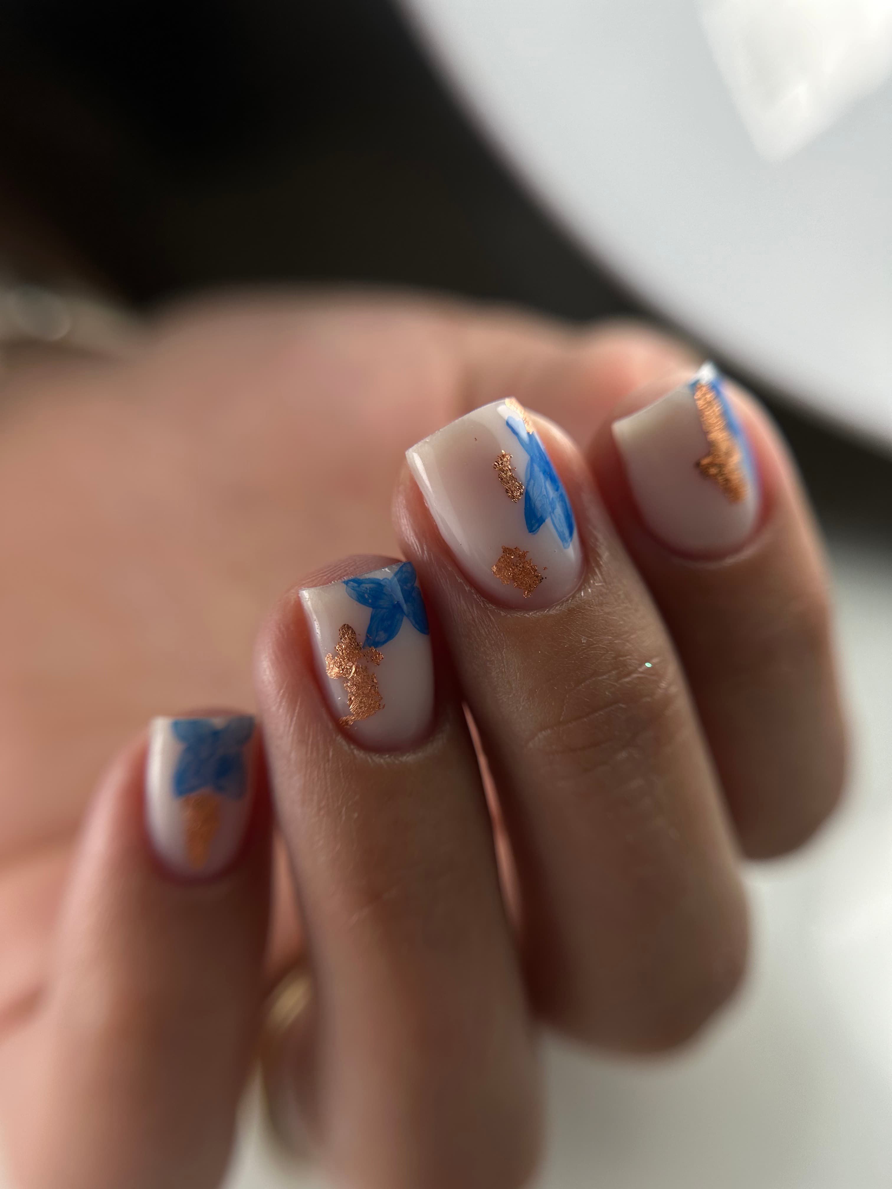 Trabajo de uñas 10